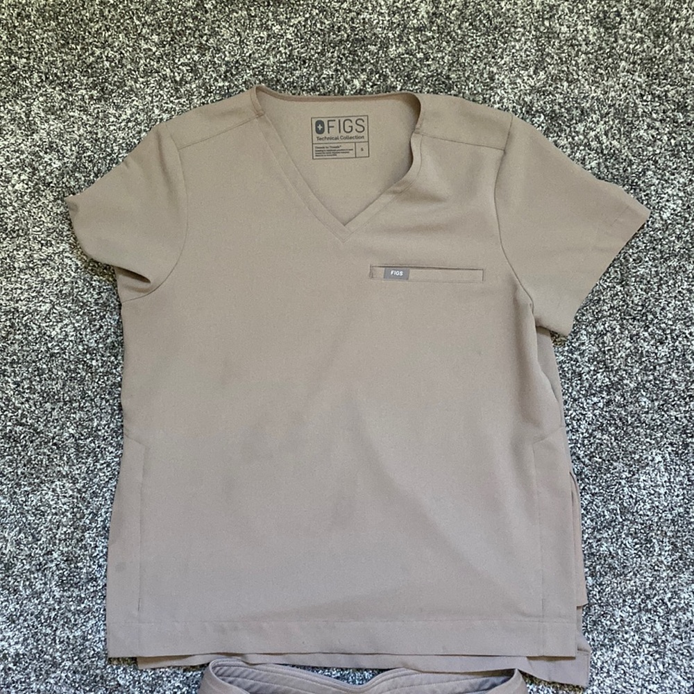 Figs scrubs